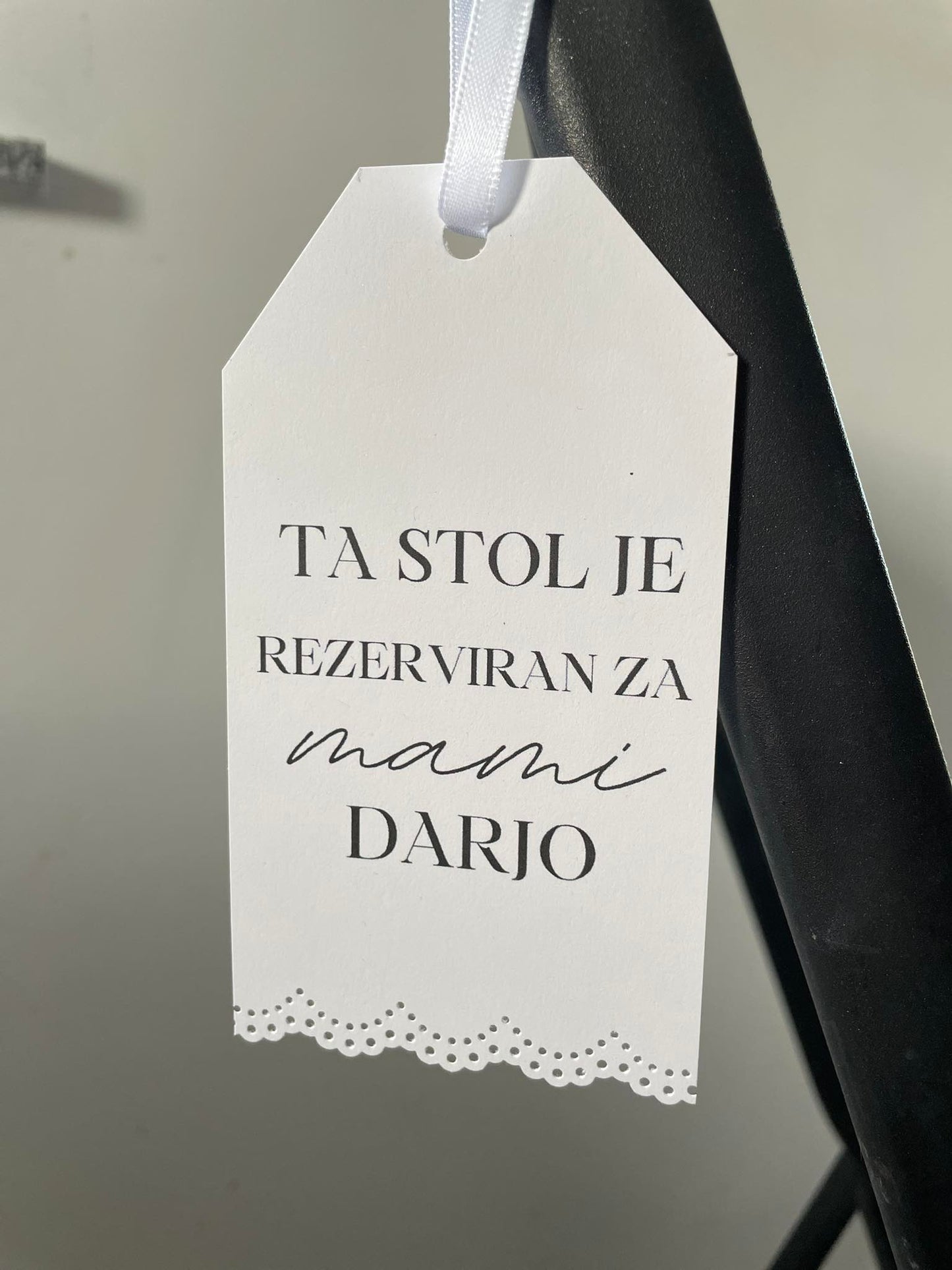 OZNAČEVALEC 1